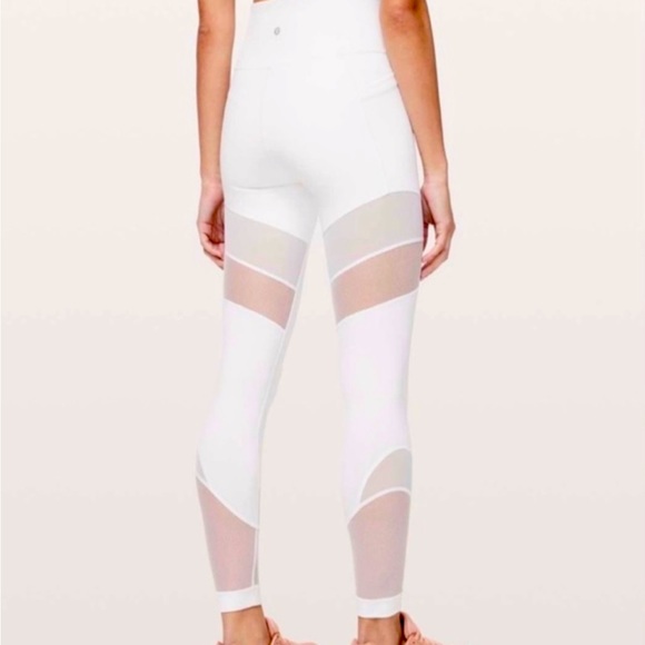 LULULEMON White/Mesh Lightweight Quick Dry Leggings Size 8 - Picture 3 of 8